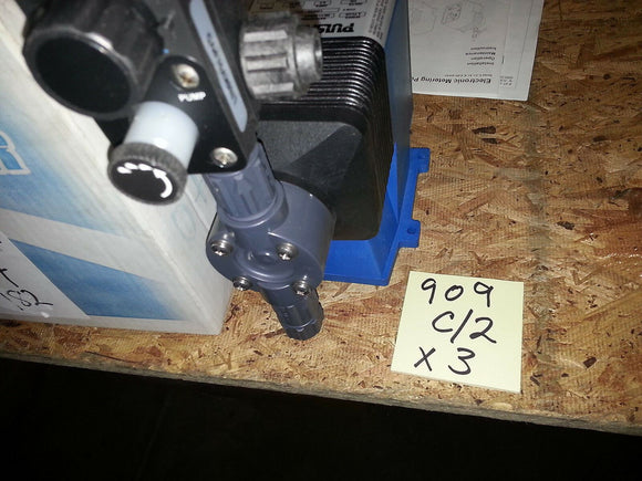 NIB Pulsafeeder LB02SB-VTC1-520 ... EACH