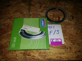 nib SKF CR 563010 SEAL ... LOT OF 25 ..