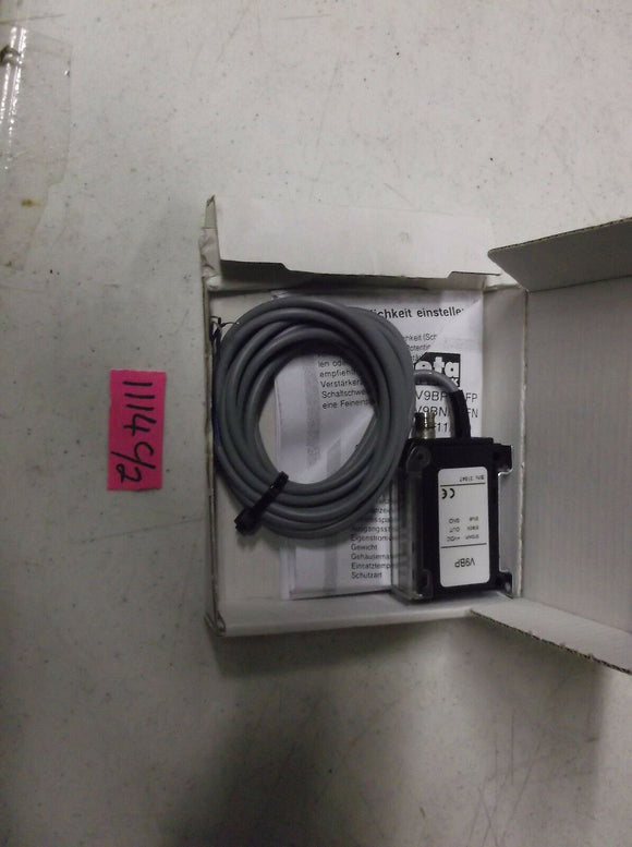 NIB STM V9BP Switching Amplifier with Teach-In Sensor V9-BP