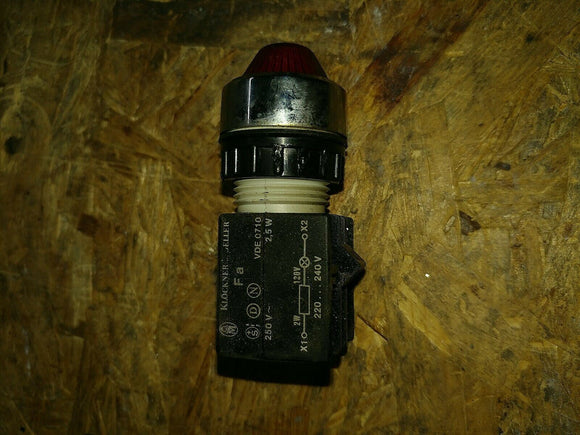 KLOCKNER MOELLER FA 220-240V Lamp Socket W/ RED LENSE