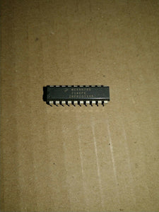 NNB MOTOROLA MC68H705C8A ... EACH .  IC