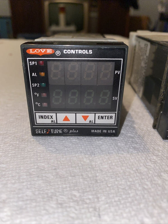 Dwyer Love Controls 16120 240v-ac Temperature Controller
