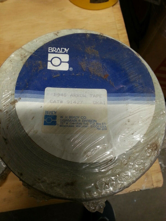 BRADY 91427 Arrow Tape, White/Blue,1 In. W 91427
