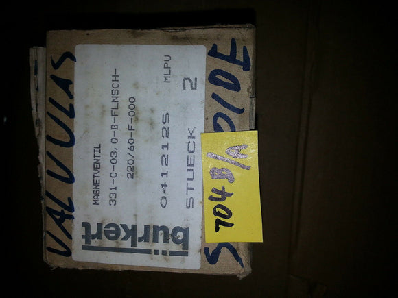 NEW IN BOX Burkert 331-C-3,0-B-FLNSCH-220/60-F-000 Pneumatic Solenoid Valve