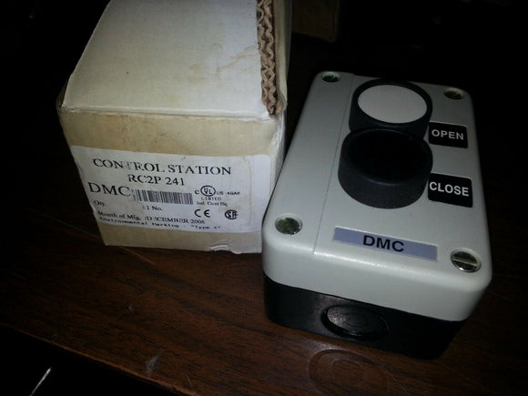 NIB DMC RC2P 241 CONTROL STATION BOX RB2-BE-101B ON-OFF NO+NC 10A 500V .. EACH