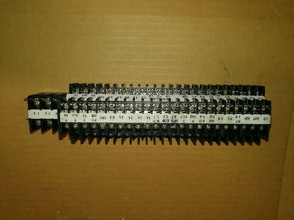 idec Terminal Block Rail, BNDE15 ... BN30 ... 25 BLOCKS + 3 MORE