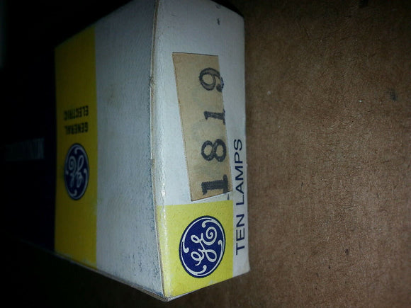 NIB GE LAMPS MINIATURE   1819 ......10 LAMPS