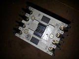 Allen Bradley Contactor, # 100-A12NZ*3, Series B