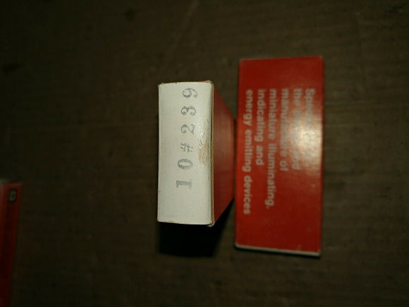 NIB CHICAGO MINIATURE 239 MINIATURE LAMP ....10/PACK